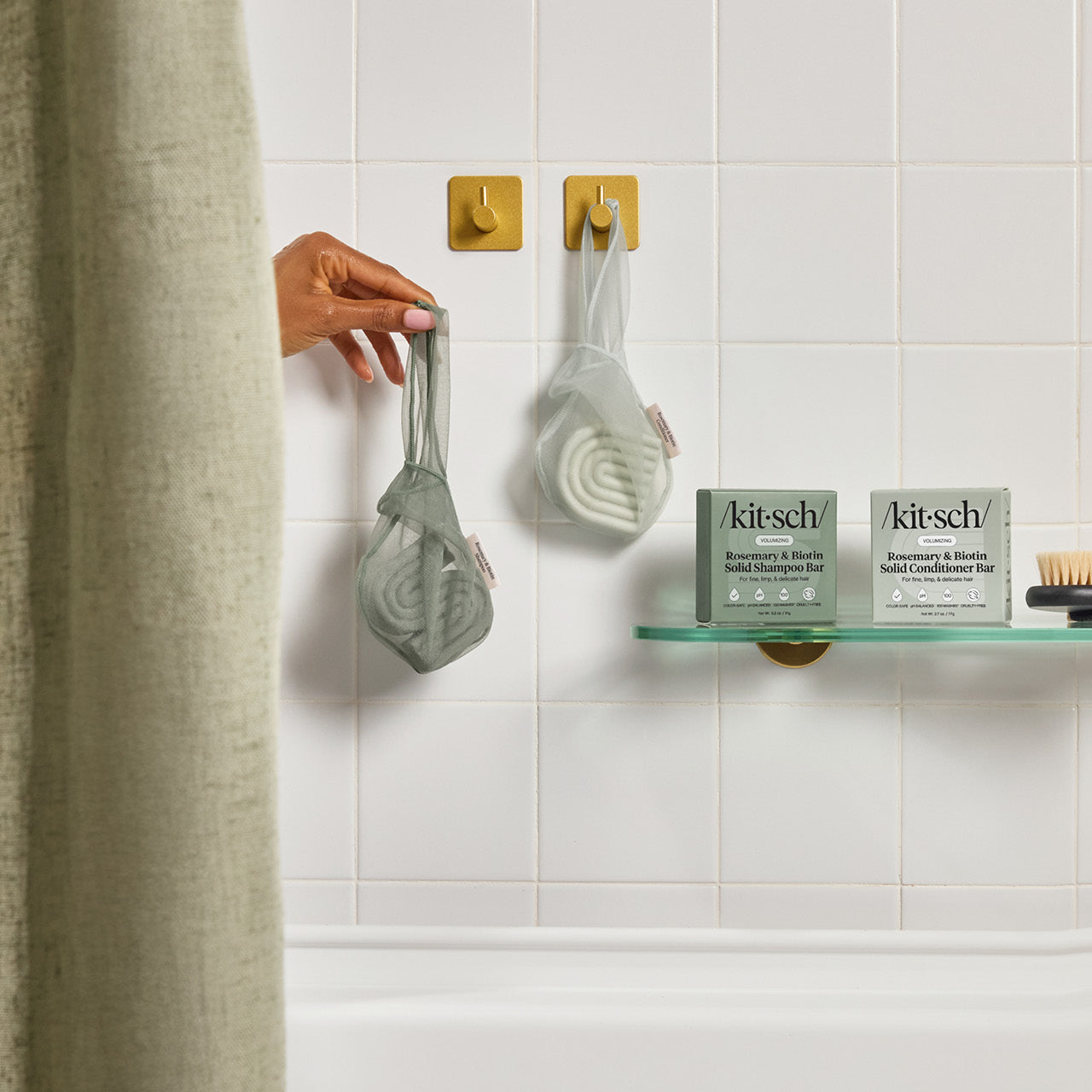 501482-501475-64945-64952-CreativeProductShoot-BottleFreeBeauty-Rosemary_Biotin-Group-1280x1280px.jpg
