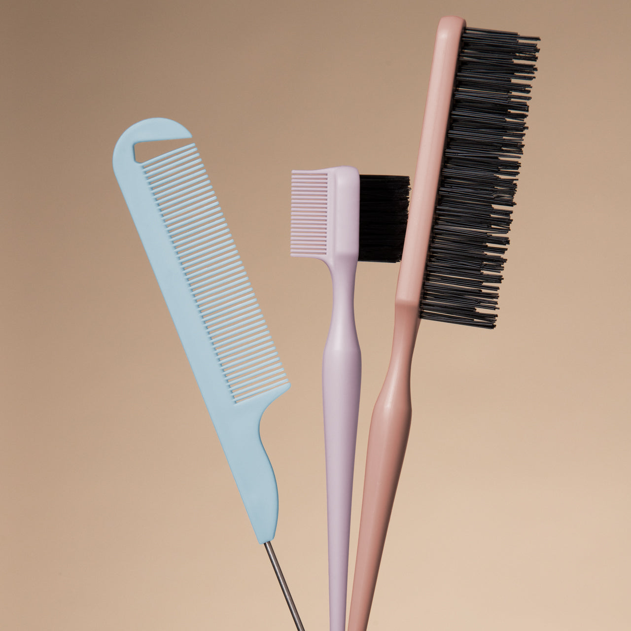 505848-Detail_DefineStylingBrushSet-3pc-Pro-Model-4-1280x1280px.jpg
