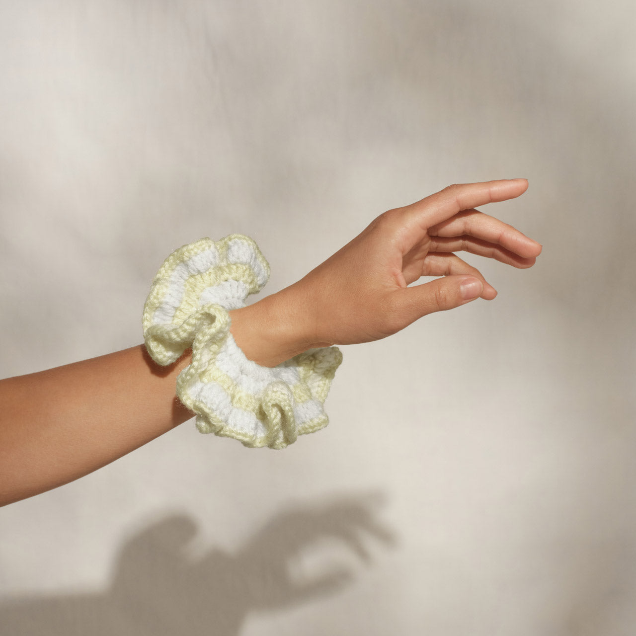 509334-CoastalCottage-CrochetScrunchie-ButterYellow-Model-1280x1280px.jpg