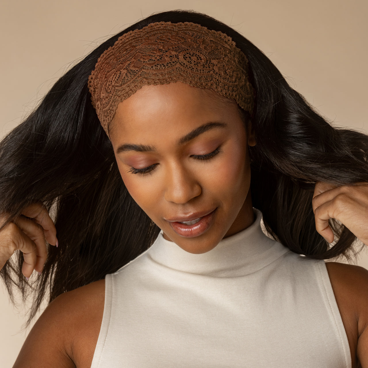513140-WideLaceElasticHeadbands-2pc-Chocolate_Mocha-Model-3-1280x1280px.jpg