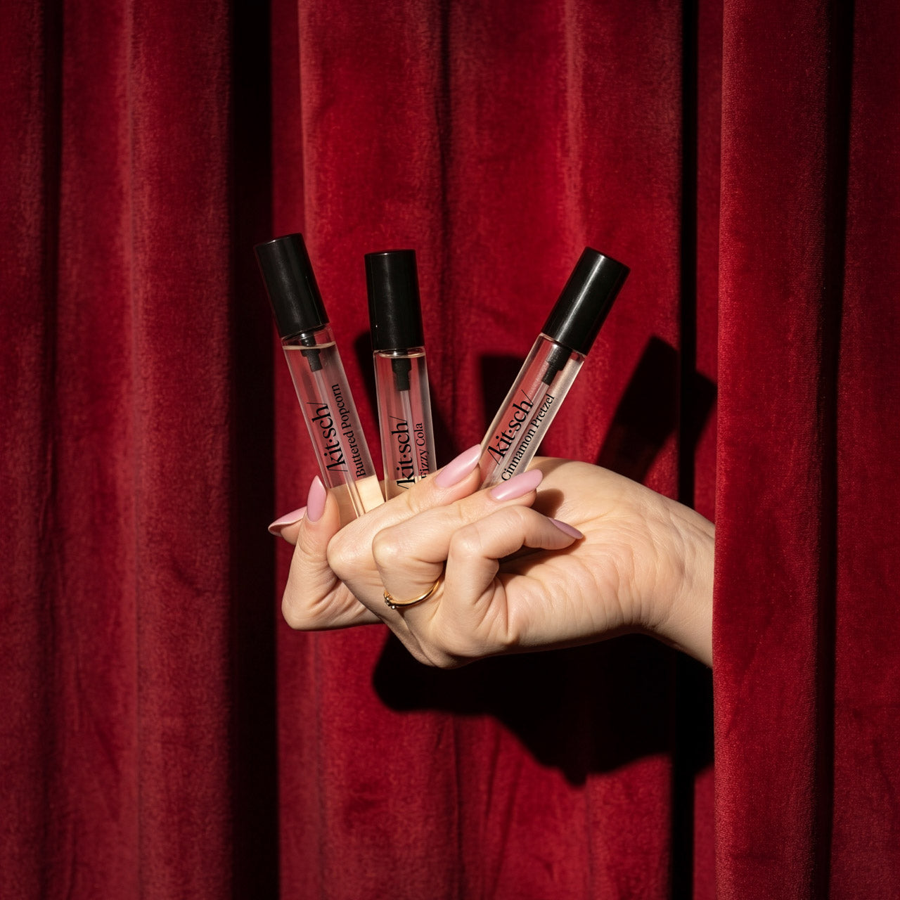 513942-CreativeProductShoot-MovieTheaterHairPerfumeTrioSet-3pc-Fragrance-4-1280x1280px.jpg