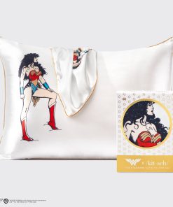 Kitsch x Wonder Woman Satin Pillowcase in Believe in Wonder