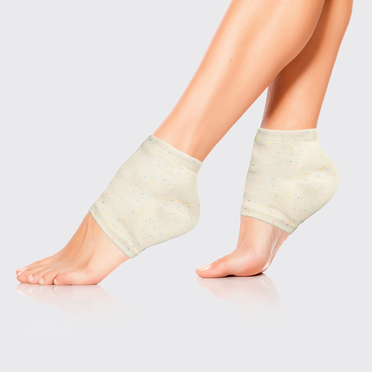 6448-Cleanse-lifestyle-moisturizing-heel-socks-1280x1280px_1-1.jpg