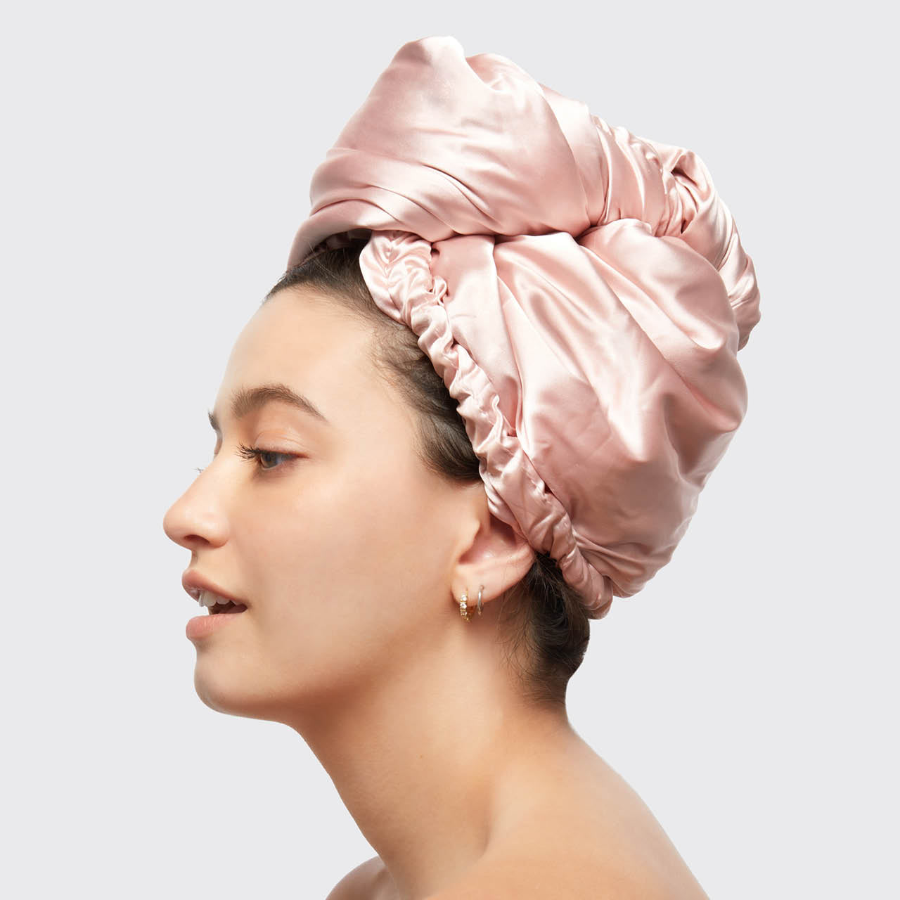 8282-SatinWrapped-hairTowel-Model-Cleanse-Blush-4-1280x1280px.jpg